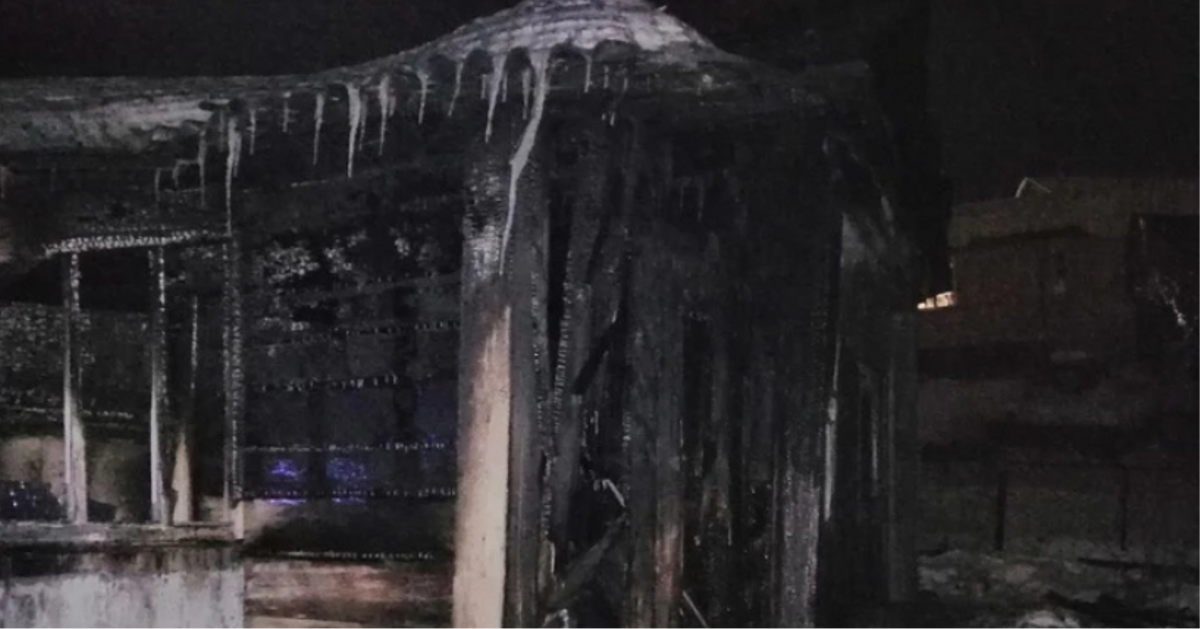 На Урале трое детей задохнулись во время пожара, пока их мама лежала в роддоме