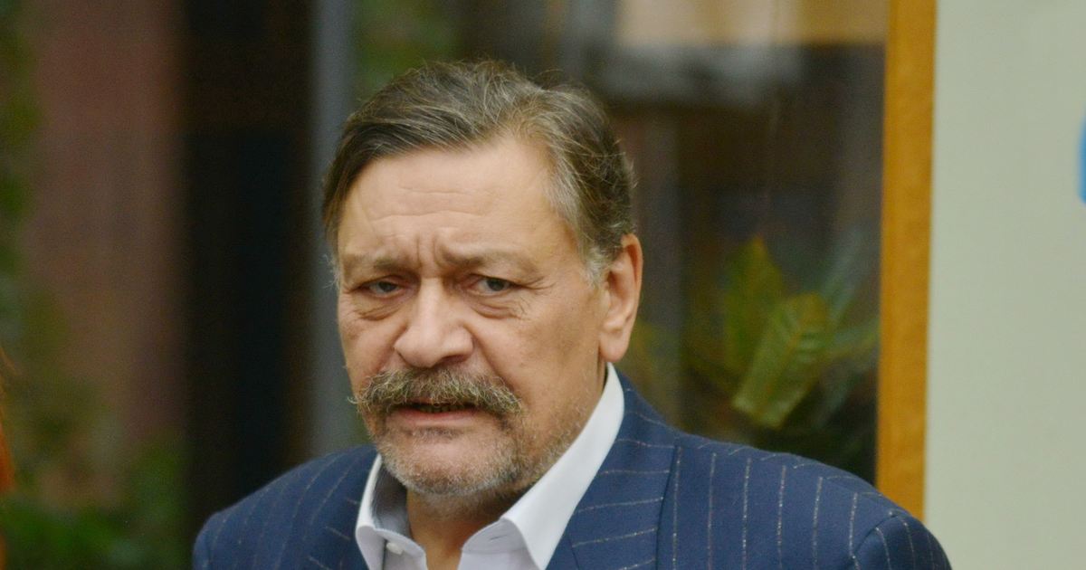 После скандала и увольнения из МХТ Назаров лишился главной роли в фильме с Нагиевым
