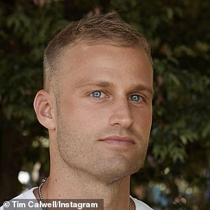 У Тима и Сары дела тоже идут в гору, у них, по прогнозам, все идет хорошо.