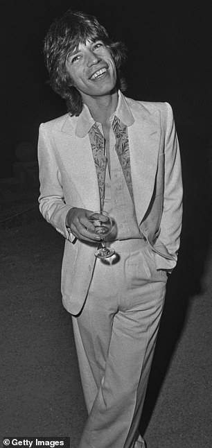 Невероятное сходство: Мик на фото 1973 года.
