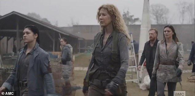 Напряженное начало: 70-минутное шоу открылось Джун Дори. [Jenna Elfman] возглавлял группу, в которую входил Дуайт [Austin Amelio]Шерри [Christine Evangelista] и префект ПАДРЕ Одессы [Jayla Walton] противостоять Виктору Стрэнду [Colman Domingo]