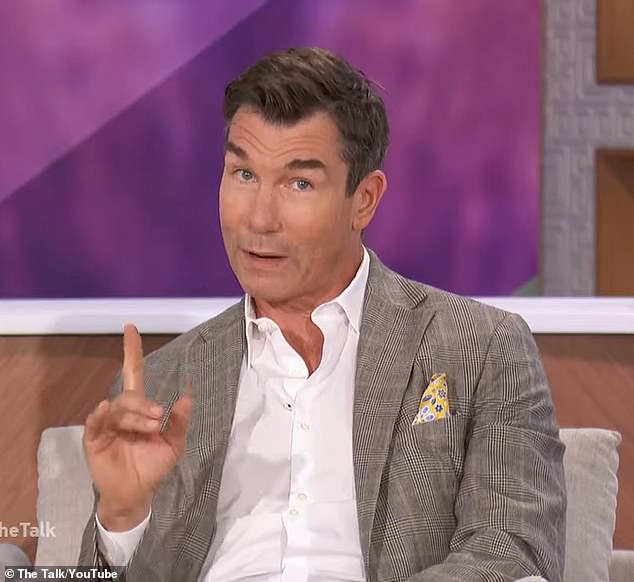 Актер сказал: «Здесь задействованы дети, дети-подростки, которые читают все в Интернете;  так что ты не хочешь разжигать этот огонь»