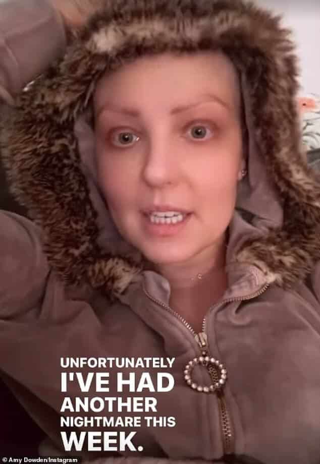 32-летняя Эми Дауден рассказала, что в понедельник ее срочно доставили в больницу после еще одного удара по здоровью после борьбы с раком груди.