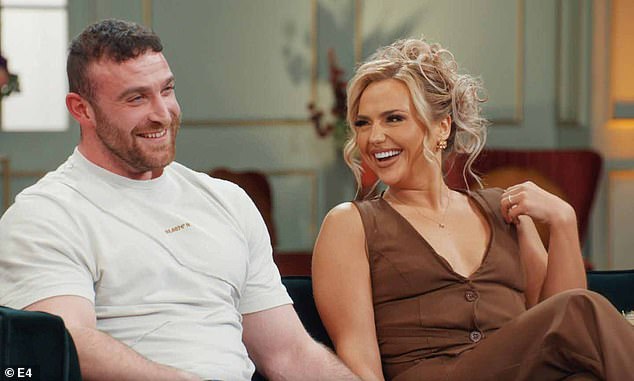Эдриен и Мэтт встретились и поженились на MAFS UK, прежде чем позже обнаружили, что у них разные взгляды на рождение детей.