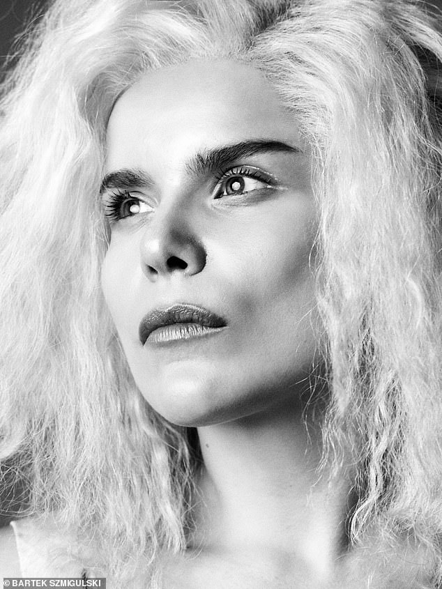 Она рассказала изданию: «[The album] исследует все стадии и путаницу горя: неповиновение, расширение возможностей, сомнение, потерю, радость, истерию, ярость, принятие и так далее».