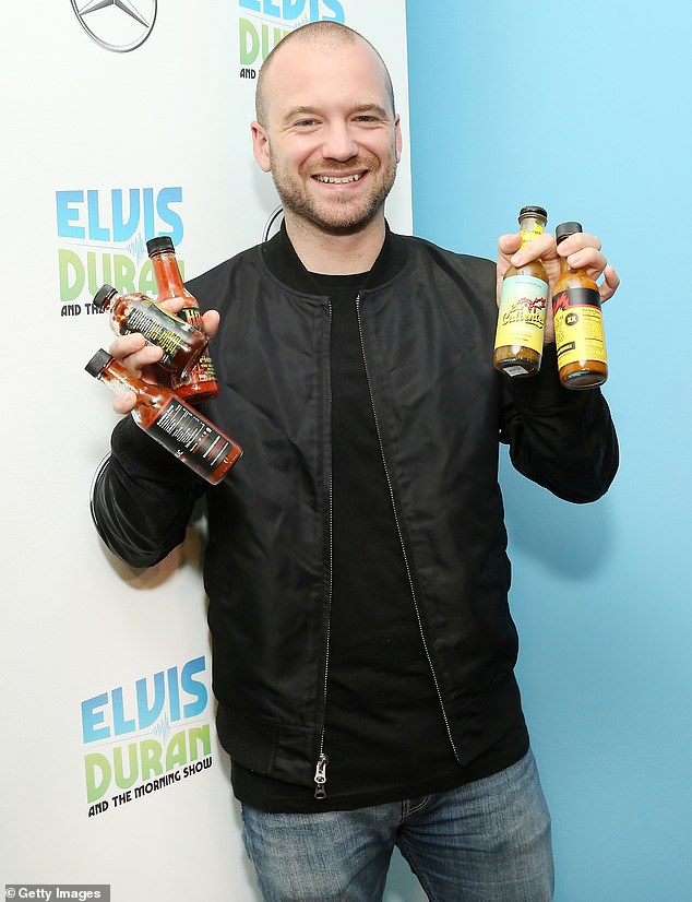 37-летняя ведущая The Hot Ones, как сообщается, рассталась с Мелиссой по телефону в День святого Валентина после того, как их отношения были обнародованы.