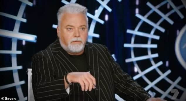 Судьи конкурса Australian Idol шокировали семейный бойз-бенд во время эпизода во вторник, выбрав только двух из четырех его участников для перехода в следующий раунд. На фото: судья Кайл Сэндилэндс