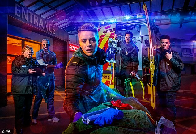 Сообщается, что продолжительная драма BBC «Несчастный случай» подходит к концу, поскольку боссы сказали актерам и съемочной группе «еще два года», что вызвало опасения за будущее шоу.