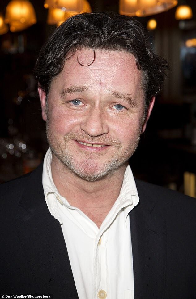 Брайан Маккарди на пресс-вечере и вечеринке «Призраков» в Walkers of Whitehall, Лондон
