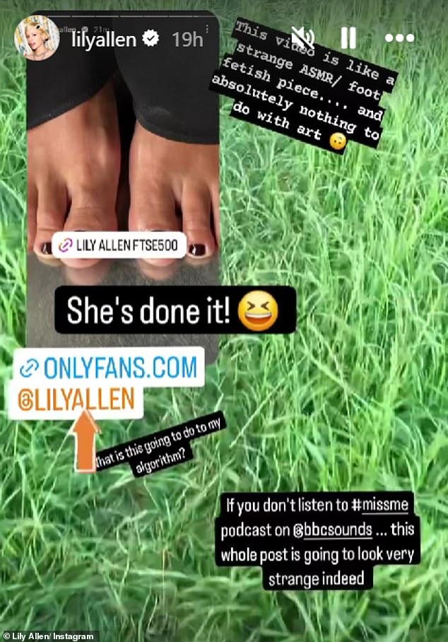 Поделившись новостью об официальном запуске Only Fans в своей истории в Instagram, Лили разместила ссылку на свою страницу вместе со снимком своих накрашенных пальцев ног.