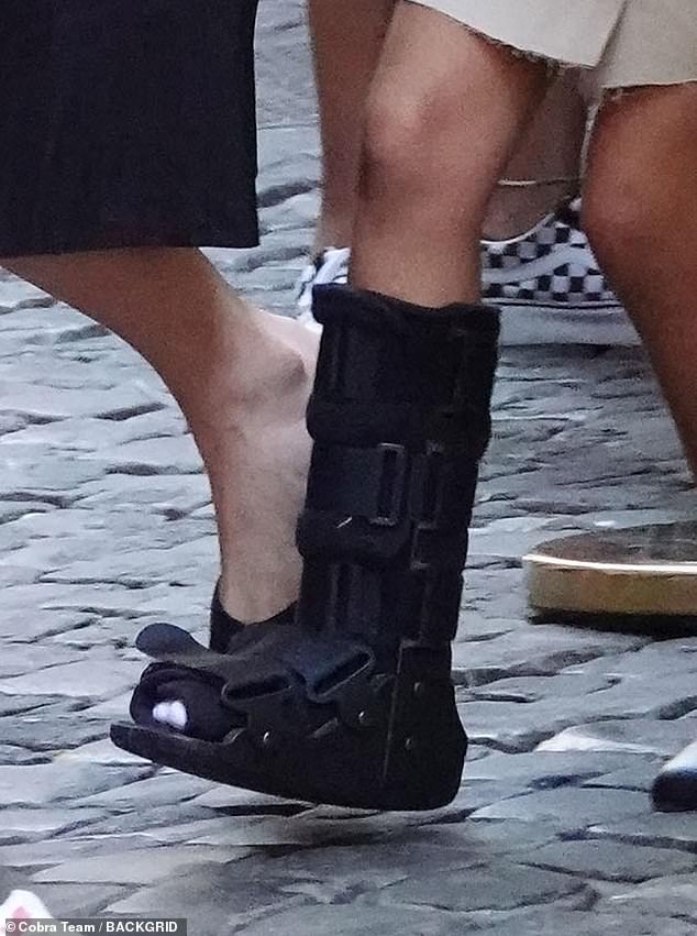 Причина гипса Сторми неясна.