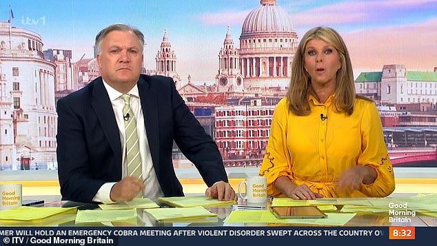 Это произошло после того, как ITV защитила разрешение Эду Боллсу взять интервью у его жены Иветт Купер в программе Good Morning Britain.