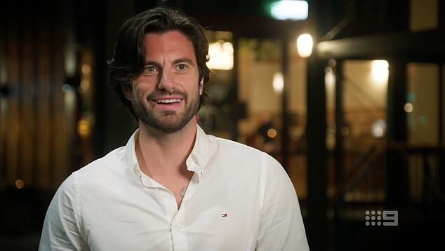 Участник шоу Married At First Sight Элиот Донован рассказал о своем шоковом уходе из эксперимента, раскрыв истинную причину, по которой он решил расстаться со своим телевизионным браком