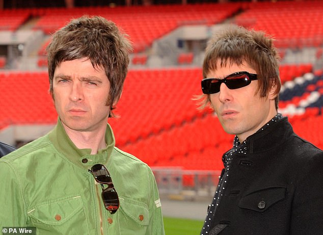 Предстоящие концерты Oasis станут первым совместным выступлением с момента их распада в 2009 году после драки за кулисами на фестивале Rock en Seine во Франции.