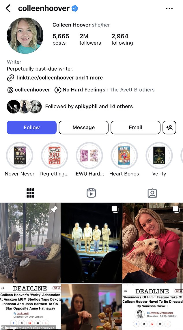 Гувер вернулась в Instagram, но не удалив из своего профиля фотографии с Лайвли, как стало известно .