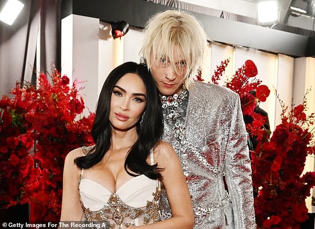 Machine Gun Kelly был вынужден ответить на путаницу с именем его и Меган Фокс нового ребенка